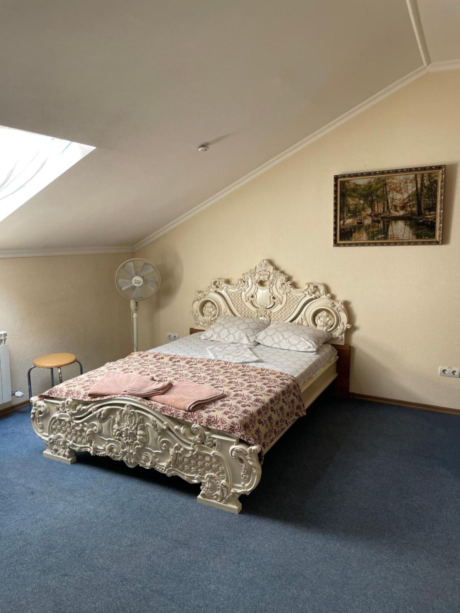 Sava Dream Otel Zhytomyr Dış mekan fotoğraf