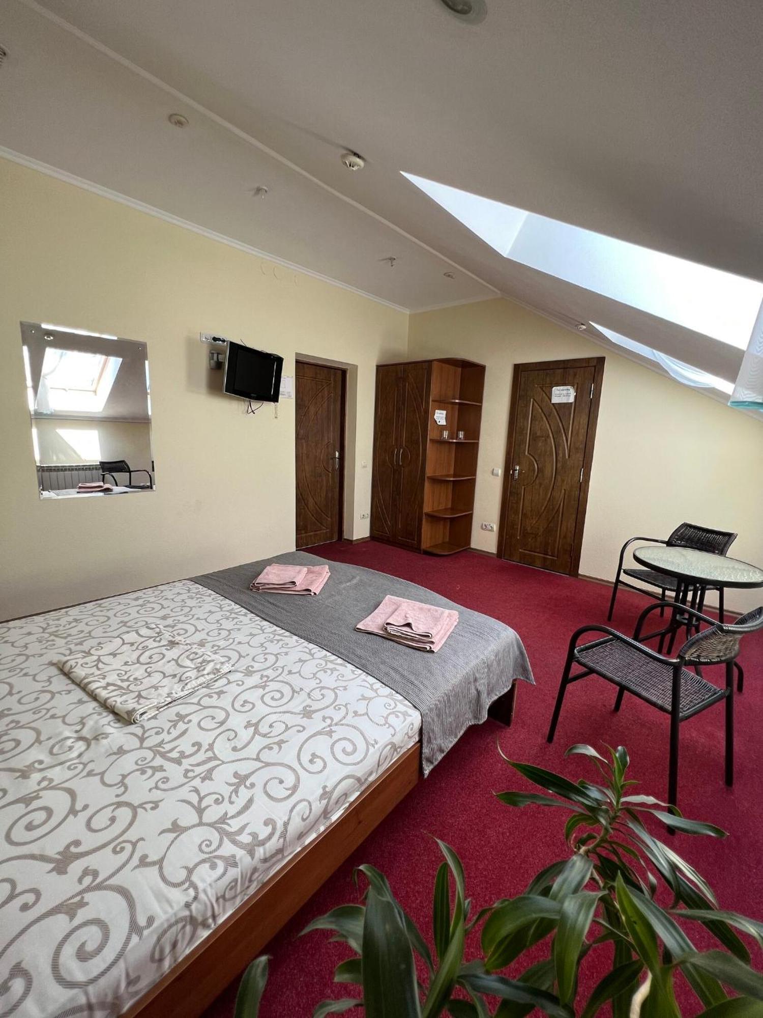 Sava Dream Otel Zhytomyr Dış mekan fotoğraf
