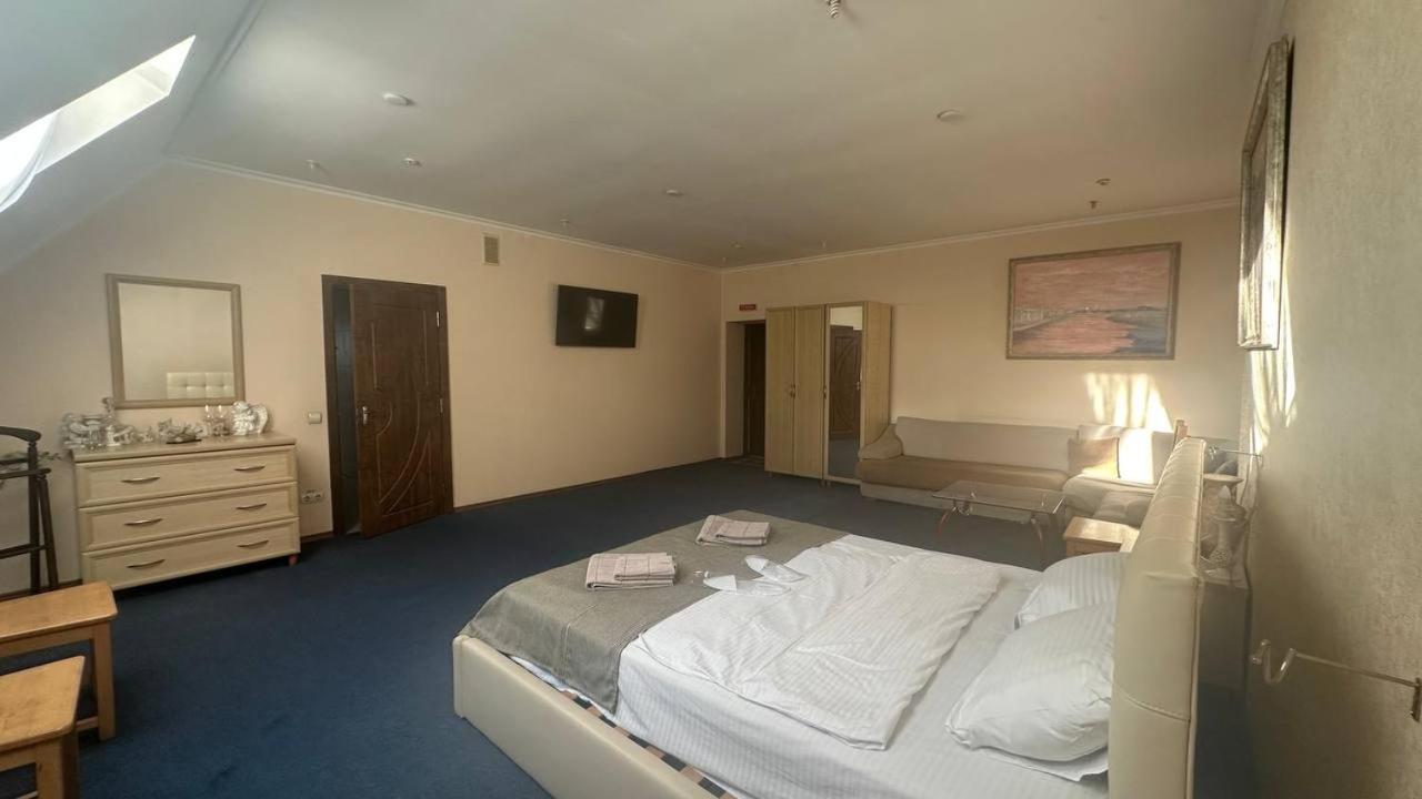 Sava Dream Otel Zhytomyr Dış mekan fotoğraf